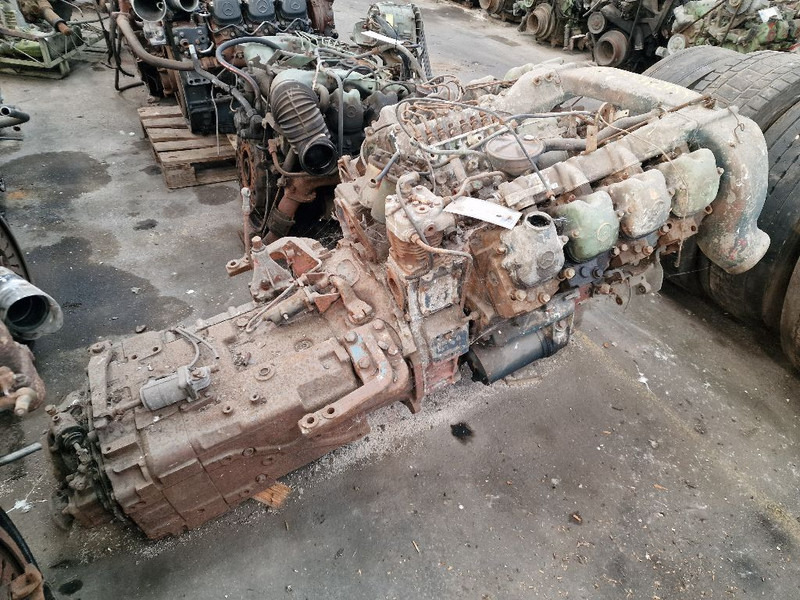 Mercedes-Benz OM402 - Motor: foto 3 Mercedes-Benz OM402 - Motor: foto 3