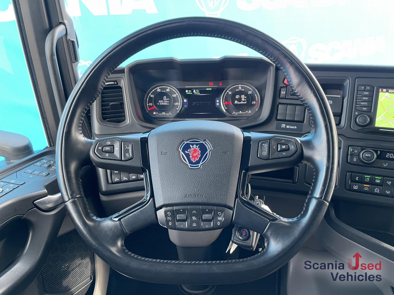 SCANIA R 450 A4x2NB DIFF-L RETARDER FULL AIR P-AIRCO ACC - Cabeza tractora: foto 2 SCANIA R 450 A4x2NB DIFF-L RETARDER FULL AIR P-AIRCO ACC - Cabeza tractora: foto 2