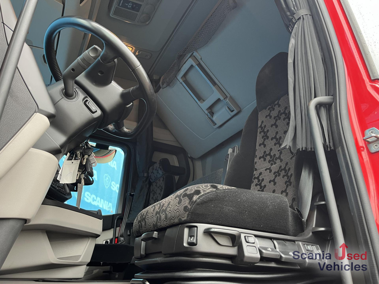 SCANIA R 450 A6x2/4NA RETARDER PTO P-AIRCO LED NAVI - Cabeza tractora: foto 2 SCANIA R 450 A6x2/4NA RETARDER PTO P-AIRCO LED NAVI - Cabeza tractora: foto 2