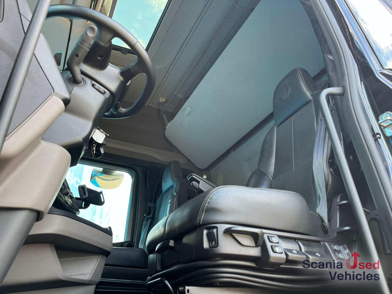 SCANIA S 500 A4x2NB RETARDER DIFF-L PARK AIRCO FULL AIR - Cabeza tractora: foto 2 SCANIA S 500 A4x2NB RETARDER DIFF-L PARK AIRCO FULL AIR - Cabeza tractora: foto 2
