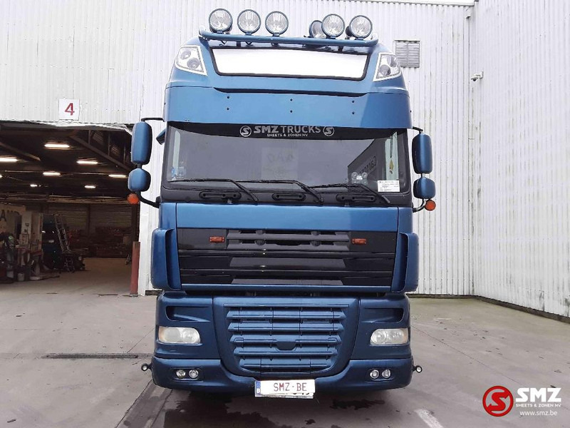 DAF 105 XF 460 SuperSpace manual Top full options - Cabeza tractora: foto 2 DAF 105 XF 460 SuperSpace manual Top full options - Cabeza tractora: foto 2