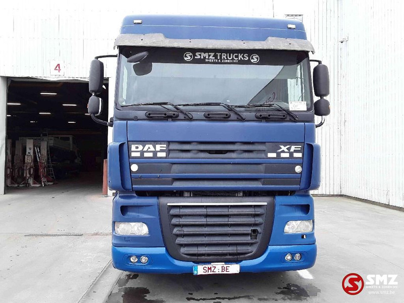 DAF 105 XF 460 spacecab manual - Cabeza tractora: foto 2 DAF 105 XF 460 spacecab manual - Cabeza tractora: foto 2