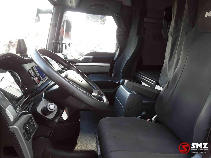 Foto del interior 1: Cabeza tractora MAN TGX 18.480 Intarder 2tanks