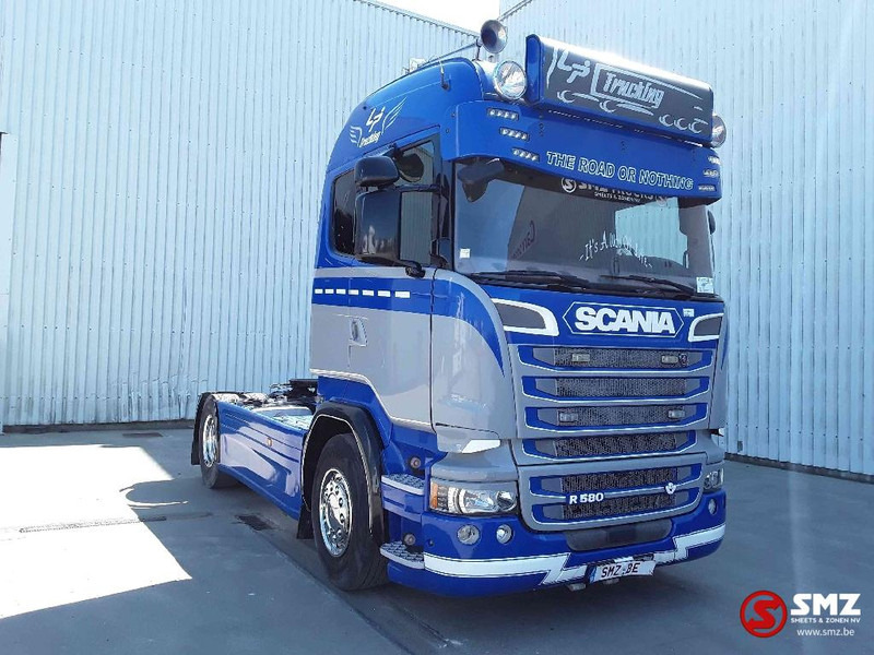 Scania R 580 Full options/full air showtruck - Cabeza tractora: foto 1 Scania R 580 Full options/full air showtruck - Cabeza tractora: foto 1