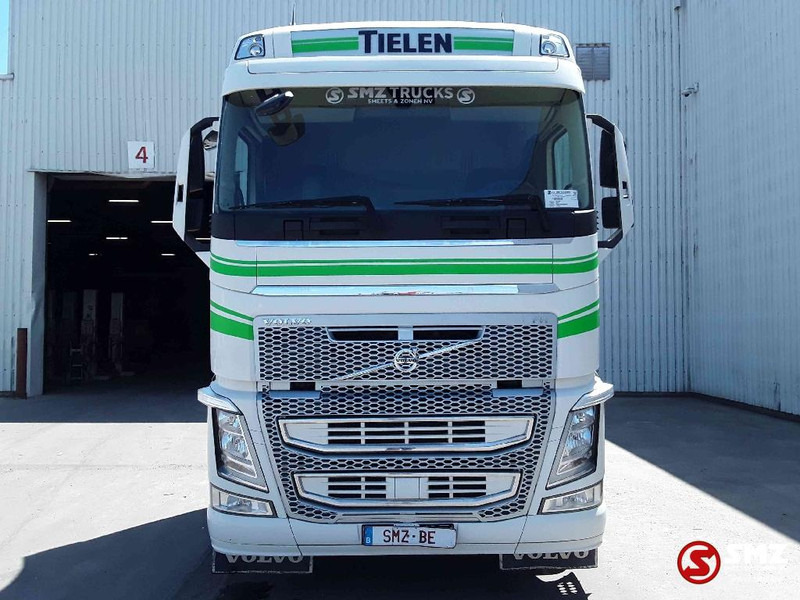 Volvo FH 540 Globe hydraulic 4x I parc cool alcoa - Cabeza tractora: foto 2 Volvo FH 540 Globe hydraulic 4x I parc cool alcoa - Cabeza tractora: foto 2