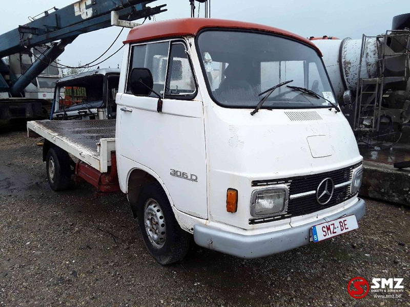 Mercedes-Benz - Camión caja abierta: foto 1 Mercedes-Benz - Camión caja abierta: foto 1
