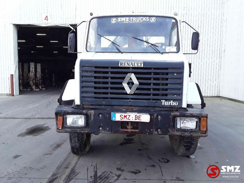 Renault C 210 - Camión volquete, Camión grúa: foto 2 Renault C 210 - Camión volquete, Camión grúa: foto 2