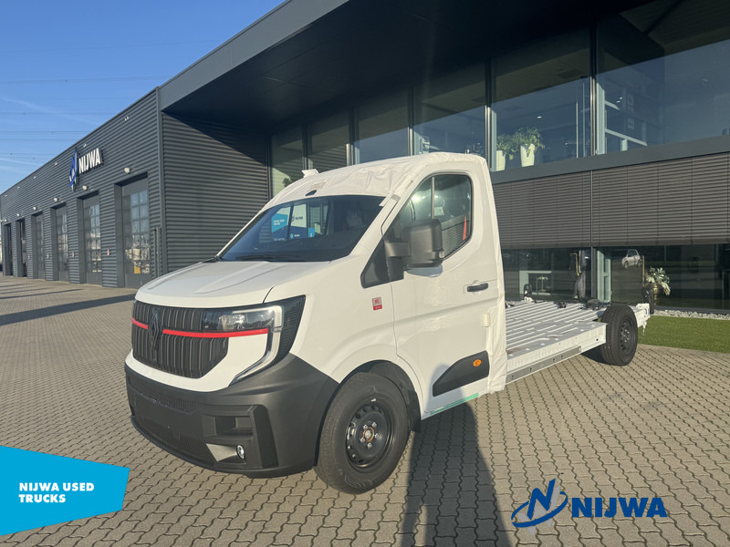 Renault Master E-Tech 145 L3H1 platform cabine - Furgoneta, Furgoneta eléctrica: foto 1 Renault Master E-Tech 145 L3H1 platform cabine - Furgoneta, Furgoneta eléctrica: foto 1