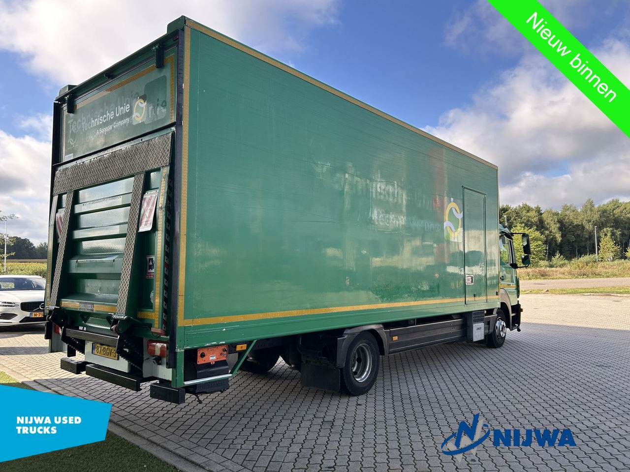 Mercedes-Benz Atego Laadklep + Zijdeur - Camión caja cerrada: foto 3 Mercedes-Benz Atego Laadklep + Zijdeur - Camión caja cerrada: foto 3