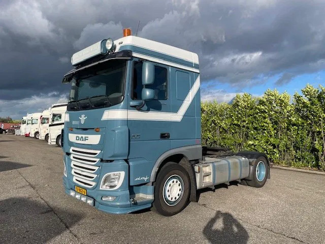 DAF XF 460 FT Euro6 Space Cab - Cabeza tractora: foto 2 DAF XF 460 FT Euro6 Space Cab - Cabeza tractora: foto 2