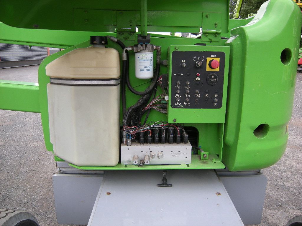 Camión con plataforma elevadora Genie Arbeitsbühne Genie Z 45/25 J, 15,8 m: foto 12