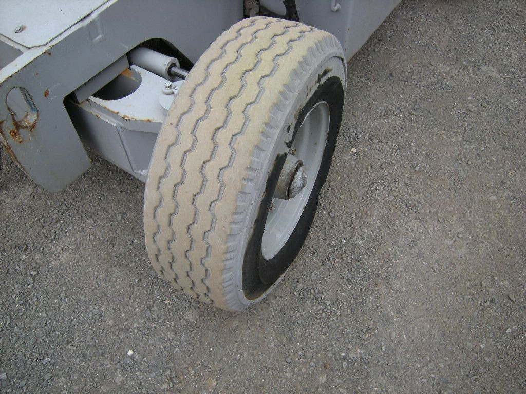 Camión con plataforma elevadora Genie Arbeitsbühne Genie Z 45/25 J, 15,8 m: foto 10