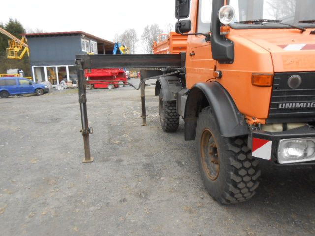 Mercedes-Benz U1450 427/11 mit Kran - Camión volquete, Camión grúa: foto 4 Mercedes-Benz U1450 427/11 mit Kran - Camión volquete, Camión grúa: foto 4