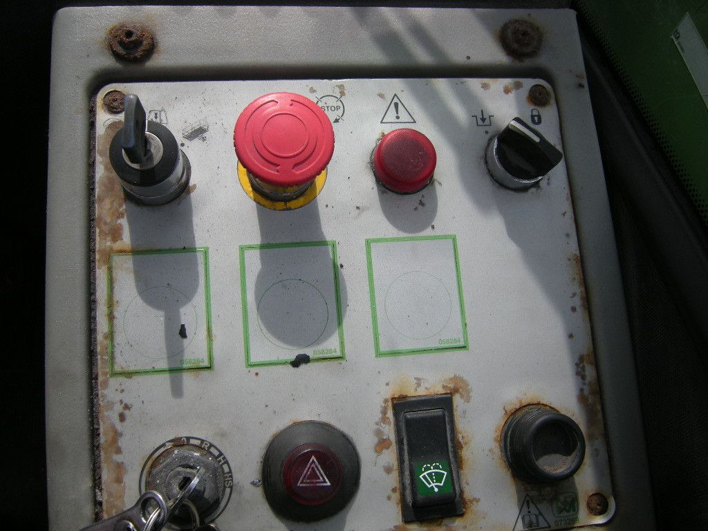 Manipulador telescópico Merlo RT 4025 Roto 45.21 MCSS: foto 18 Manipulador telescópico Merlo RT 4025 Roto 45.21 MCSS: foto 18