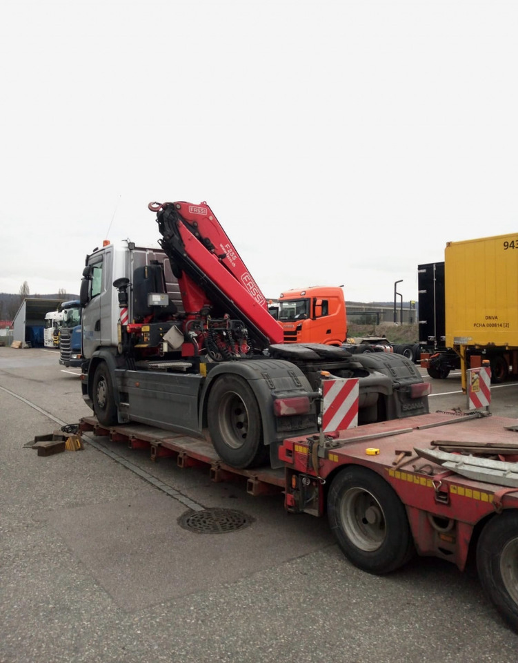 Scania G410 4x2 SZM Kran Fassi F235 Motorschaden - Cabeza tractora: foto 3 Scania G410 4x2 SZM Kran Fassi F235 Motorschaden - Cabeza tractora: foto 3