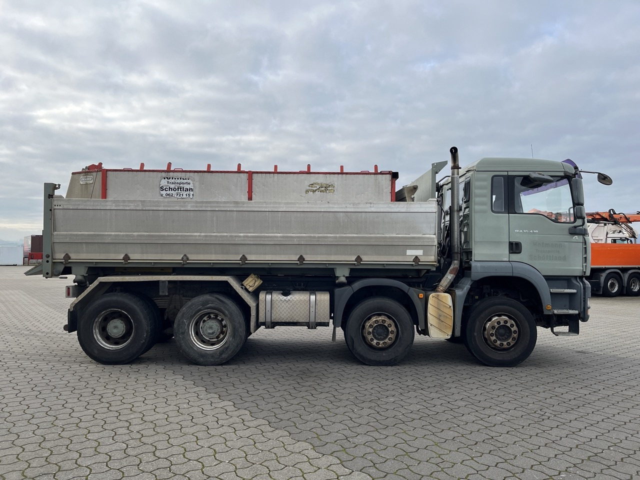 Camión volquete MAN 35.430 8x4    Intarder   Analog Tacho   Bordmatik: foto 8