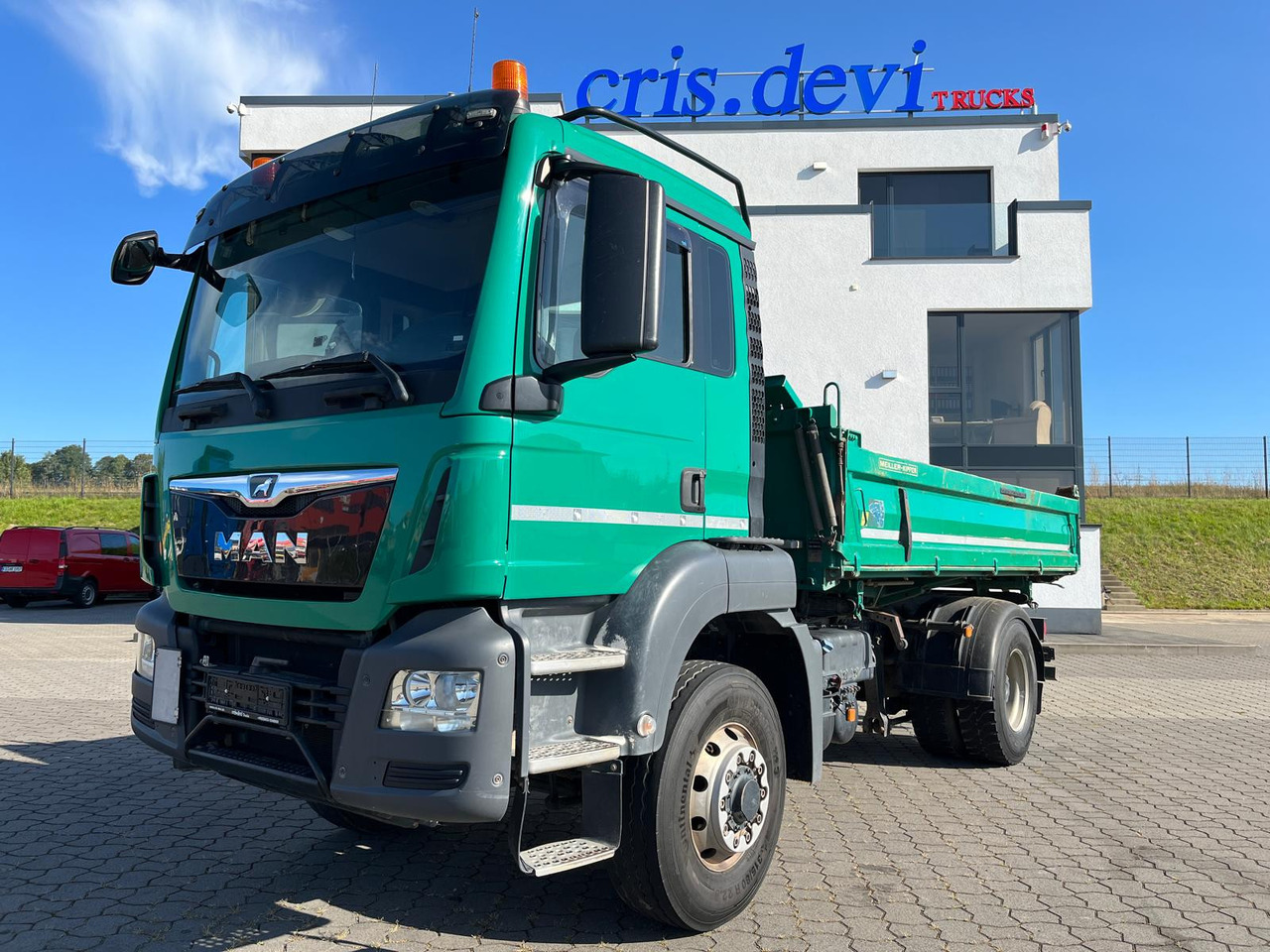 MAN TGS 18.460 4X4 H BL Kipper - Camión volquete: foto 1 MAN TGS 18.460 4X4 H BL Kipper - Camión volquete: foto 1