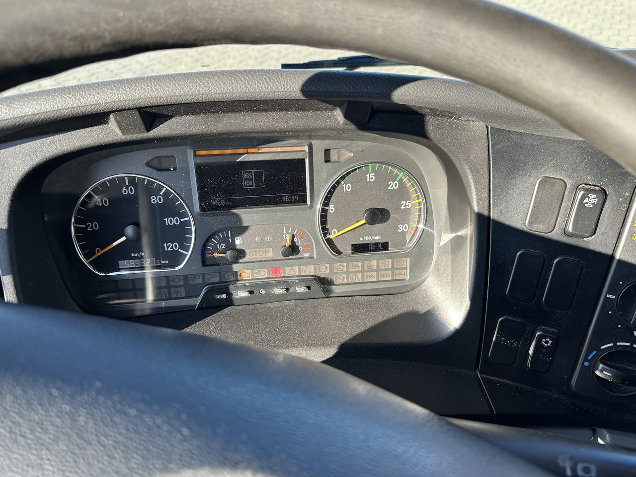 Mercedes-Benz Atego 1529 4x2  Atlas 57.3-A2   Kadaverkipper - Camión grúa, Camión volquete: foto 5 Mercedes-Benz Atego 1529 4x2  Atlas 57.3-A2   Kadaverkipper - Camión grúa, Camión volquete: foto 5