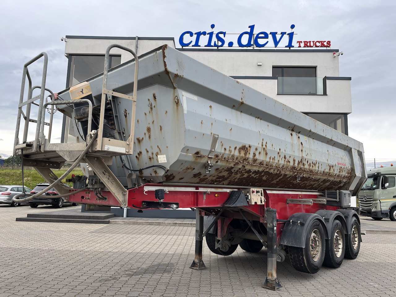 Schwarzmüller SK  Kippauflieger Stahlmulde   Liftachse - Semirremolque volquete: foto 1 Schwarzmüller SK  Kippauflieger Stahlmulde   Liftachse - Semirremolque volquete: foto 1