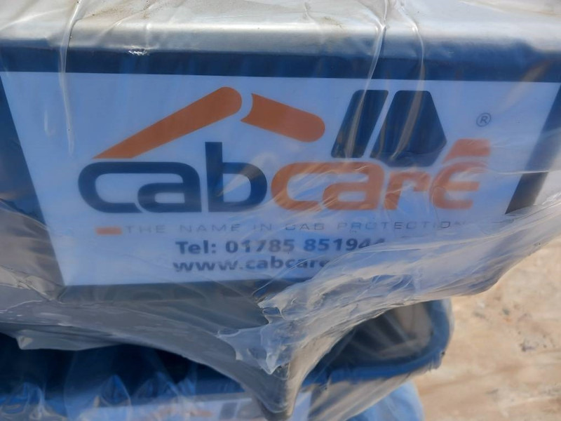 Komatsu PC210 VANDAL PROTECTION - Implemento para Maquinaria de construcción: foto 3 Komatsu PC210 VANDAL PROTECTION - Implemento para Maquinaria de construcción: foto 3