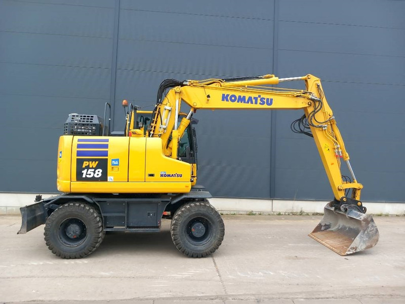 Komatsu PW158-11 MUDGUARDS - Implemento para Maquinaria de construcción: foto 5 Komatsu PW158-11 MUDGUARDS - Implemento para Maquinaria de construcción: foto 5