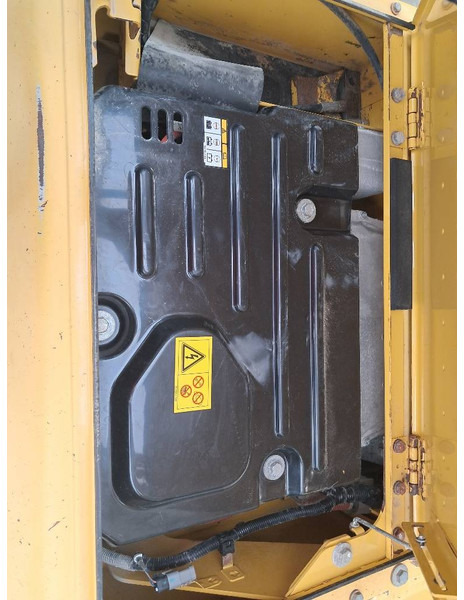 Komatsu HB365LC-3 Hybrid - Excavadora de cadenas: foto 5 Komatsu HB365LC-3 Hybrid - Excavadora de cadenas: foto 5