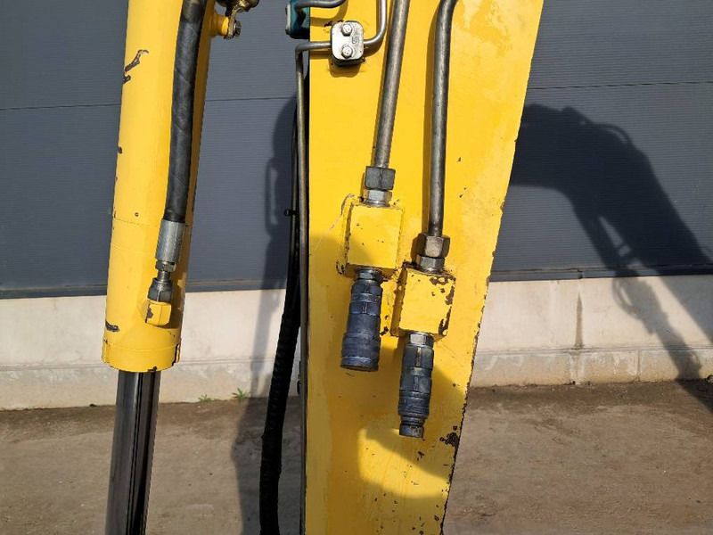 Komatsu PC50MR-2 - Miniexcavadora: foto 4 Komatsu PC50MR-2 - Miniexcavadora: foto 4