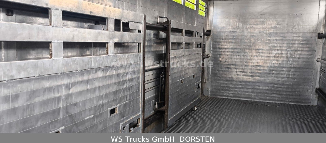 Camión para caballos DAF CF 400 Menke Einstock Viehtransporter: foto 13 Camión para caballos DAF CF 400 Menke Einstock Viehtransporter: foto 13