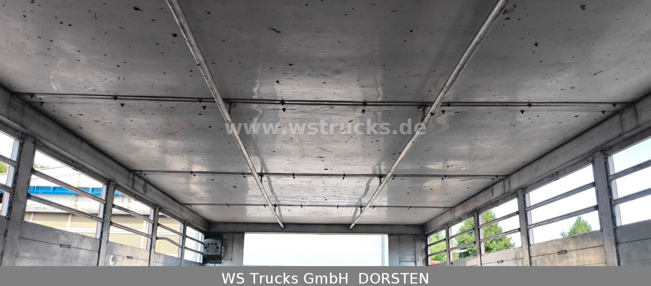 Camión para caballos DAF CF 400 Menke Einstock Viehtransporter: foto 17 Camión para caballos DAF CF 400 Menke Einstock Viehtransporter: foto 17
