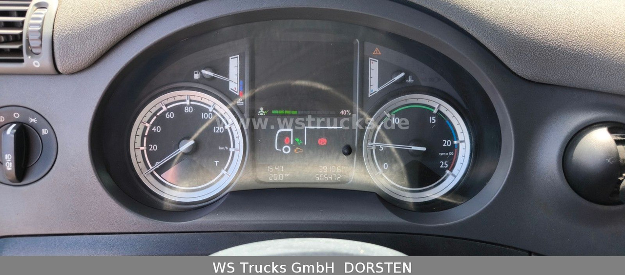 Camión para caballos DAF CF 400 Menke Einstock Viehtransporter: foto 18 Camión para caballos DAF CF 400 Menke Einstock Viehtransporter: foto 18