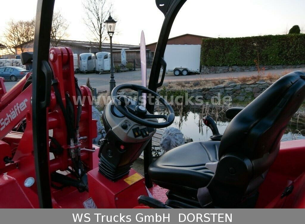 Cargadora articulada nuevo Schäffer 4260 Neuwertig Typ L-H: foto 6