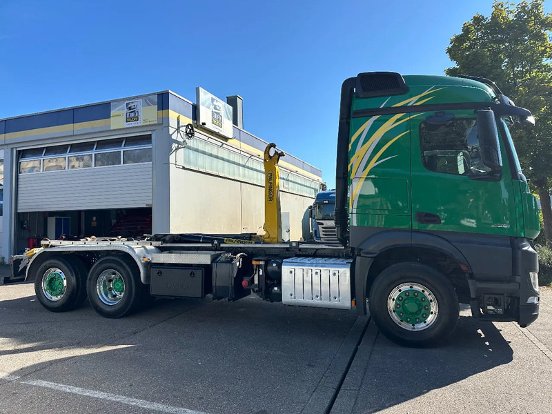 Mercedes-Benz Arocs 2551 6X4*HAD*Abroller *Palfinger*Euro6D*Intarder - Camión multibasculante: foto 5 Mercedes-Benz Arocs 2551 6X4*HAD*Abroller *Palfinger*Euro6D*Intarder - Camión multibasculante: foto 5