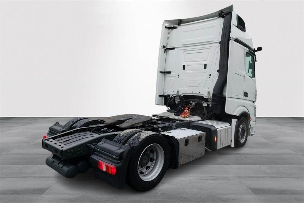 Mercedes-Benz Actros 5L 1842 LSnRL - Cabeza tractora: foto 5 Mercedes-Benz Actros 5L 1842 LSnRL - Cabeza tractora: foto 5