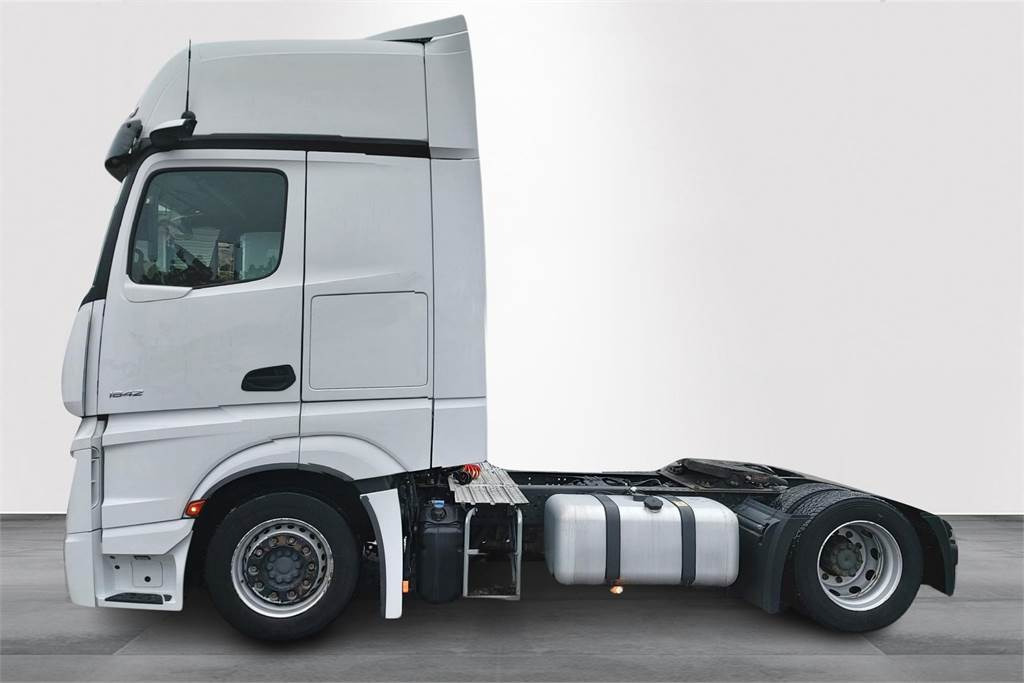 Mercedes-Benz Actros 5L 1842 LSnRL - Cabeza tractora: foto 2 Mercedes-Benz Actros 5L 1842 LSnRL - Cabeza tractora: foto 2