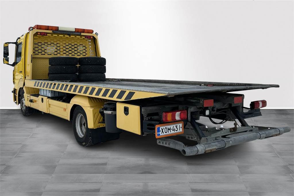 Mercedes-Benz Atego 1023 L - Cabeza tractora: foto 3 Mercedes-Benz Atego 1023 L - Cabeza tractora: foto 3