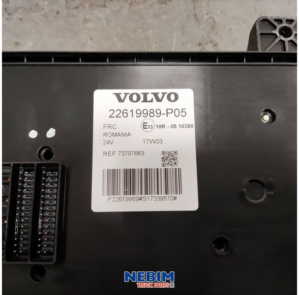 Volvo Volvo - 22619989 - Zekering- en relaiscentrum - Recambio: foto 3 Volvo Volvo - 22619989 - Zekering- en relaiscentrum - Recambio: foto 3