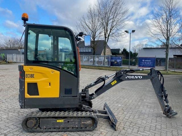 Volvo EC 18 E MIETE / RENTAL (12001761) - Miniexcavadora: foto 5 Volvo EC 18 E MIETE / RENTAL (12001761) - Miniexcavadora: foto 5