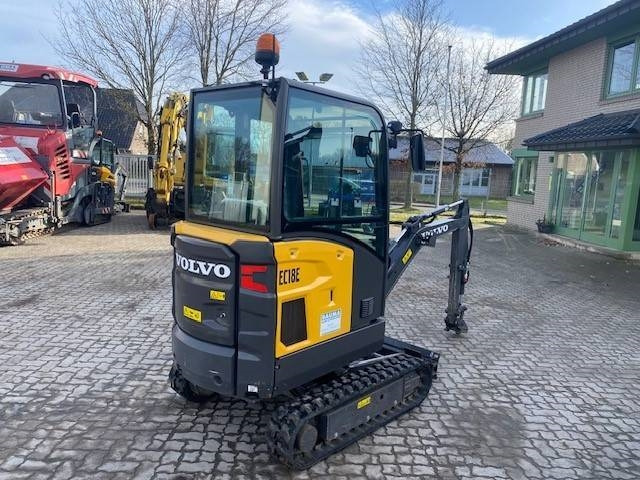 Volvo EC 18 E MIETE / RENTAL (12001764) - Miniexcavadora: foto 5 Volvo EC 18 E MIETE / RENTAL (12001764) - Miniexcavadora: foto 5