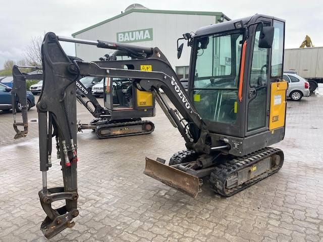 Miniexcavadora Volvo EC 20 E MIETE / RENTAL (12001537): foto 1