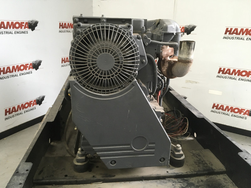Deutz BF4L2011 GENERATOR 40KVA NEW - Generador industriale: foto 4 Deutz BF4L2011 GENERATOR 40KVA NEW - Generador industriale: foto 4