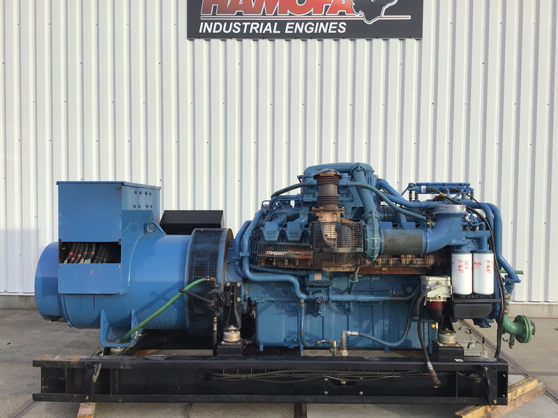 MTU 16V2000 GENERATOR 900KVA USED - Generador industriale: foto 1 MTU 16V2000 GENERATOR 900KVA USED - Generador industriale: foto 1
