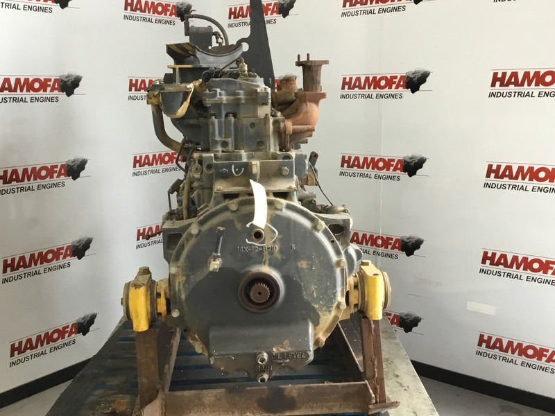 Komatsu S6D125E-2 USED - Maquinaria de construcción: foto 3 Komatsu S6D125E-2 USED - Maquinaria de construcción: foto 3