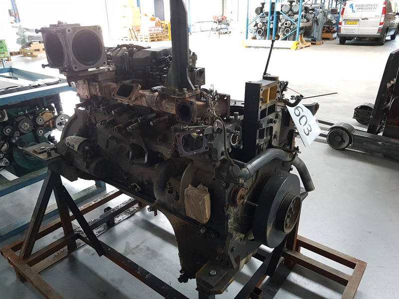 Komatsu SAA6D140E-6 FOR PARTS - Maquinaria de construcción: foto 5 Komatsu SAA6D140E-6 FOR PARTS - Maquinaria de construcción: foto 5