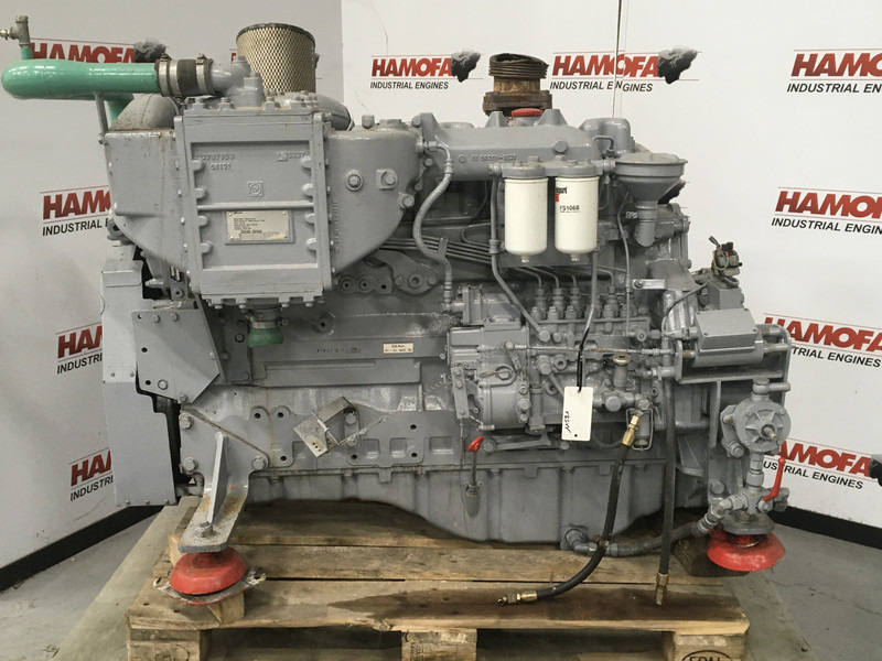MAN D2866 LXE40 USED - Maquinaria de construcción: foto 2 MAN D2866 LXE40 USED - Maquinaria de construcción: foto 2