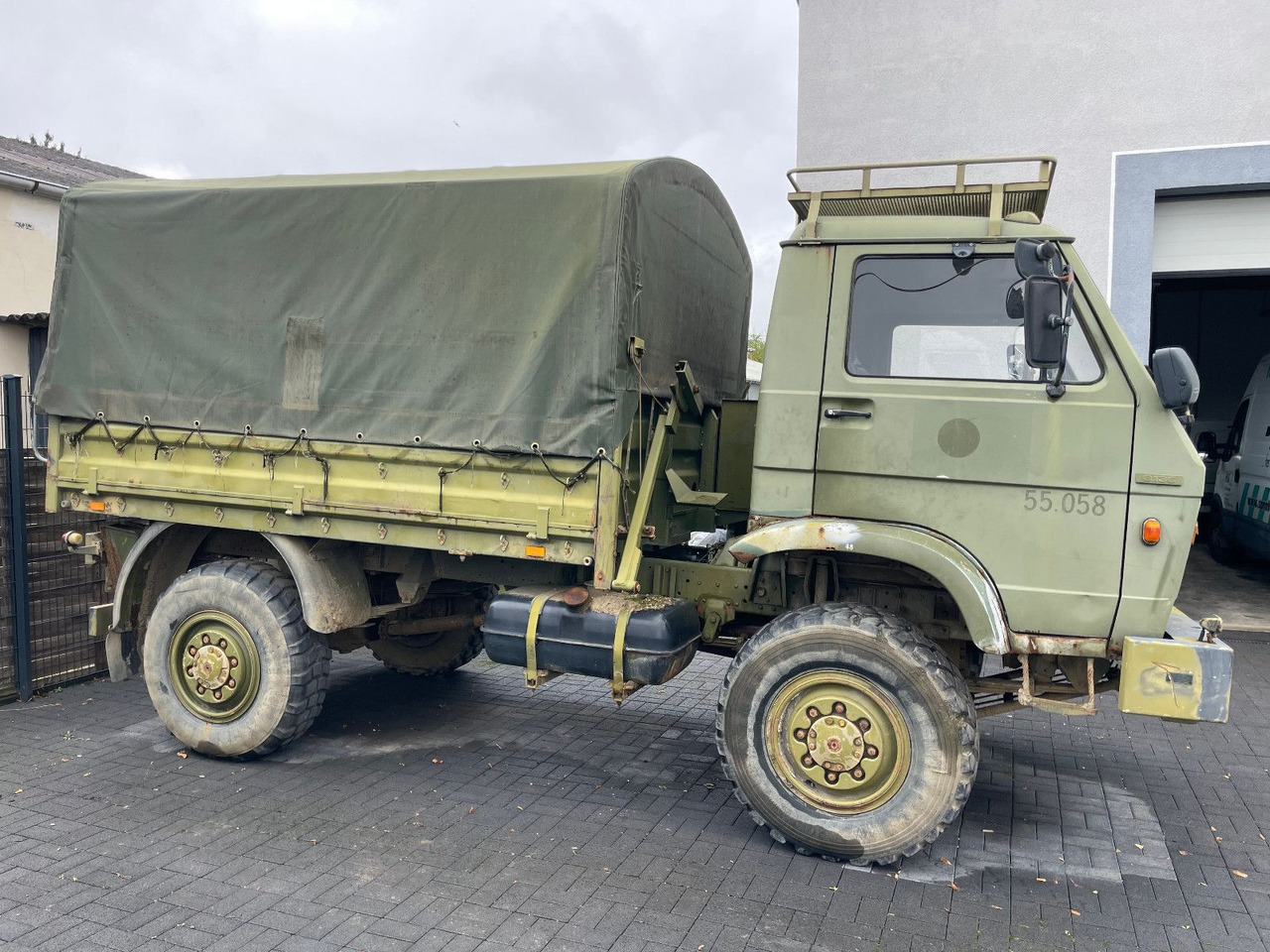 MAN 8.136 4X4 Prische Plane - Furgoneta con lona: foto 4 MAN 8.136 4X4 Prische Plane - Furgoneta con lona: foto 4