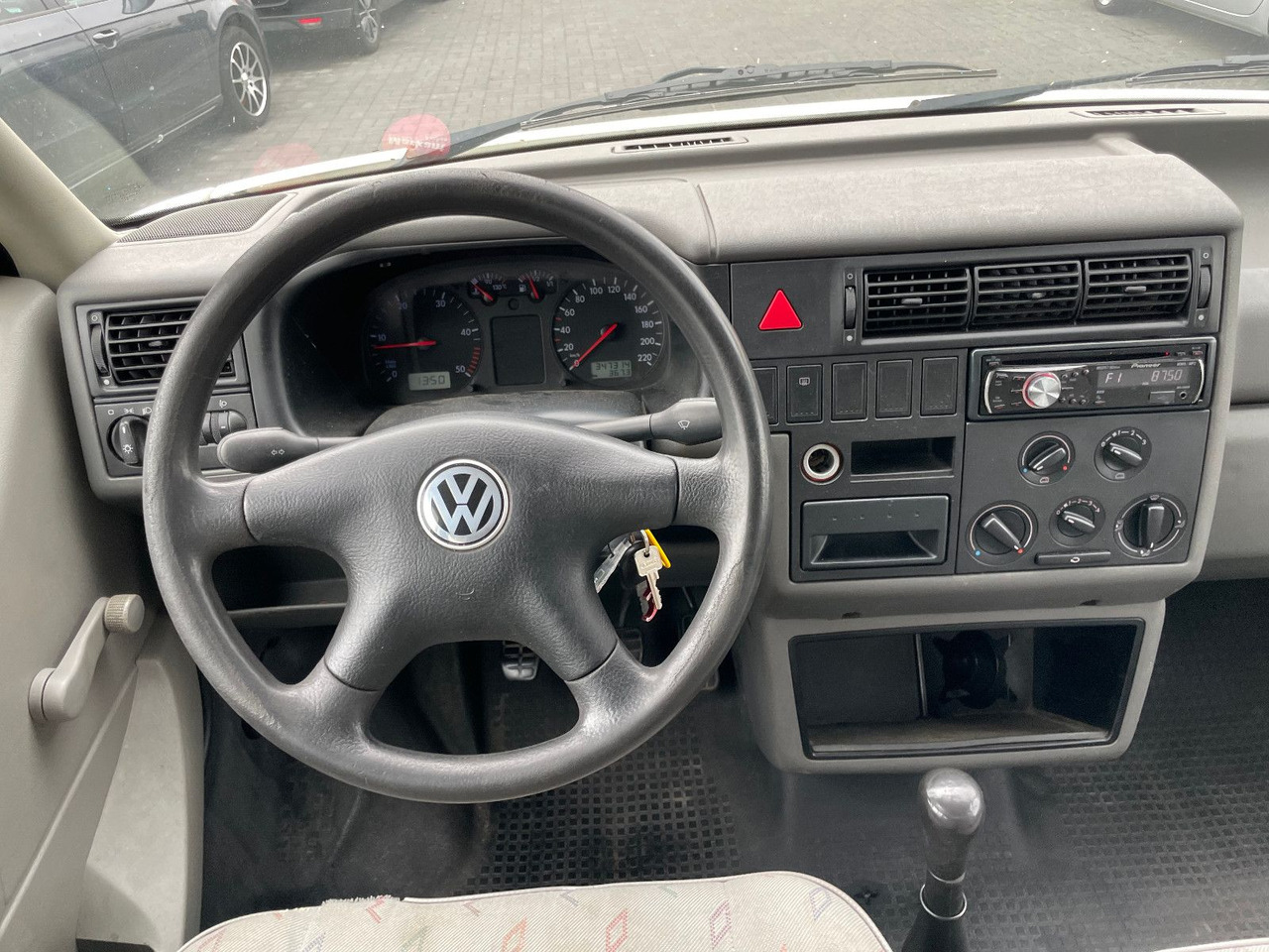 Furgoneta de pasajeros Volkswagen T4 Caravelle 2,5 TDI 75kW syncro lang, 9-Sitzer: foto 22