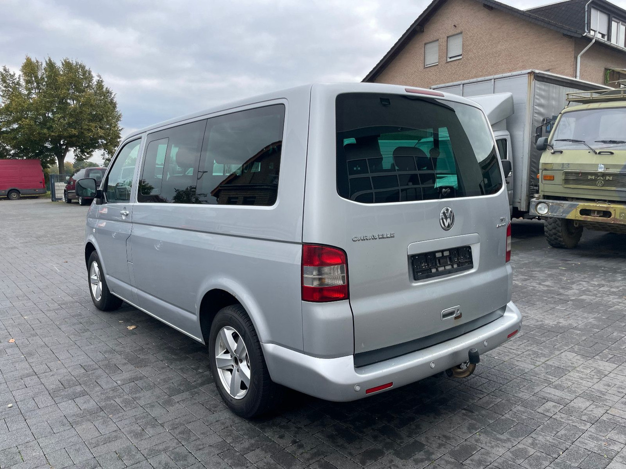 Volkswagen T5 2.5 TDi Caravelle 4Motion 8-Sitzer - Furgoneta de pasajeros: foto 4 Volkswagen T5 2.5 TDi Caravelle 4Motion 8-Sitzer - Furgoneta de pasajeros: foto 4