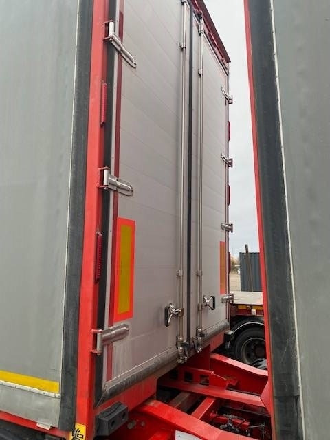 NTM linkki yhdistelmä B-Linkki - Semirremolque lona: foto 4 NTM linkki yhdistelmä B-Linkki - Semirremolque lona: foto 4