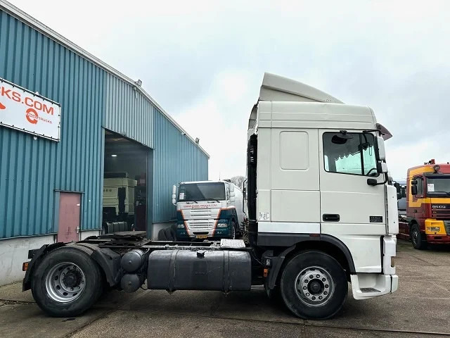 DAF 95.380 XF SPACECAB (EURO 2 (MECHANICAL PUMP & INJECTORS) / ZF16 MANUAL GEARBOX / AIRCONDITIONING) - Cabeza tractora: foto 4 DAF 95.380 XF SPACECAB (EURO 2 (MECHANICAL PUMP & INJECTORS) / ZF16 MANUAL GEARBOX / AIRCONDITIONING) - Cabeza tractora: foto 4