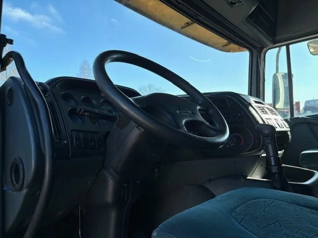 Cabeza tractora DAF 95.380 XF SPACECAB (EURO 2 / ZF16 MANUAL GEARBOX / D.E.B. ENGINE BRAKE / AIRCONDITIONING): foto 7